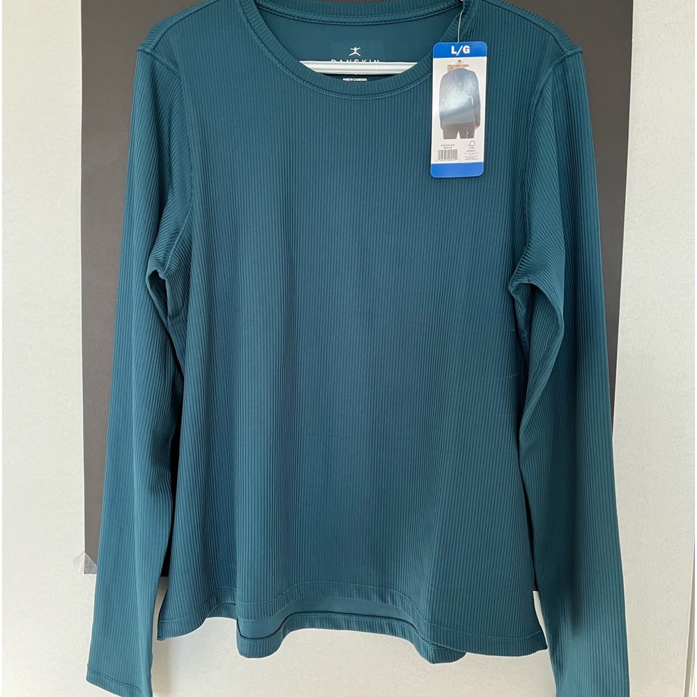 Danskin active top new with tags